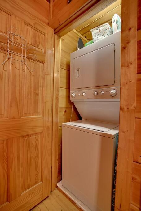 Brave Eagle Cabin Sevierville Ruang foto